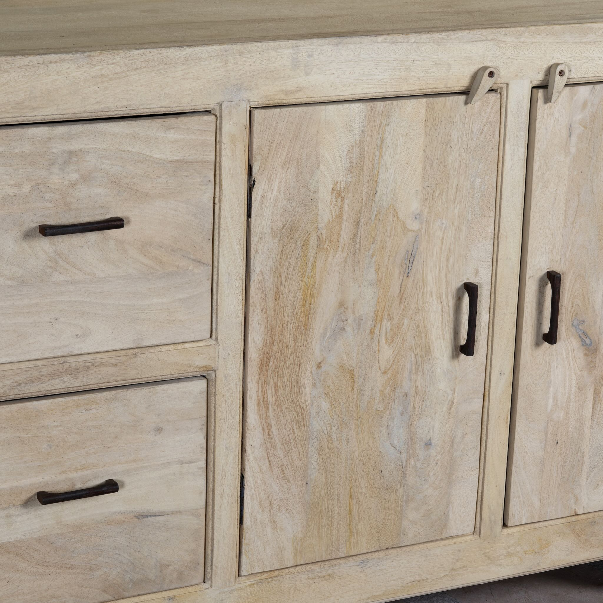 Anya - Vintage Houten Dressoir Ibiza Stijl 220cm