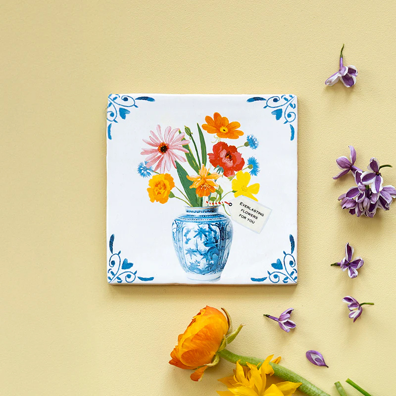StoryTiles Wandtegel A Vase with love and bliss