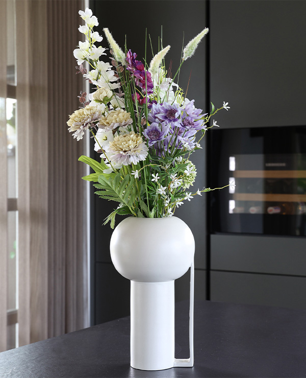 Vaas Selva ivory