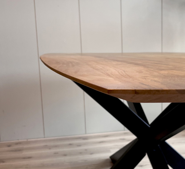 Old Inn Wonen eettafel Deens met spinpoot ovaal mangohout