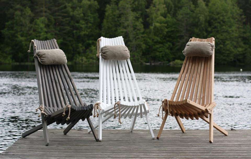 EcoFurn 3 stoelen aan water