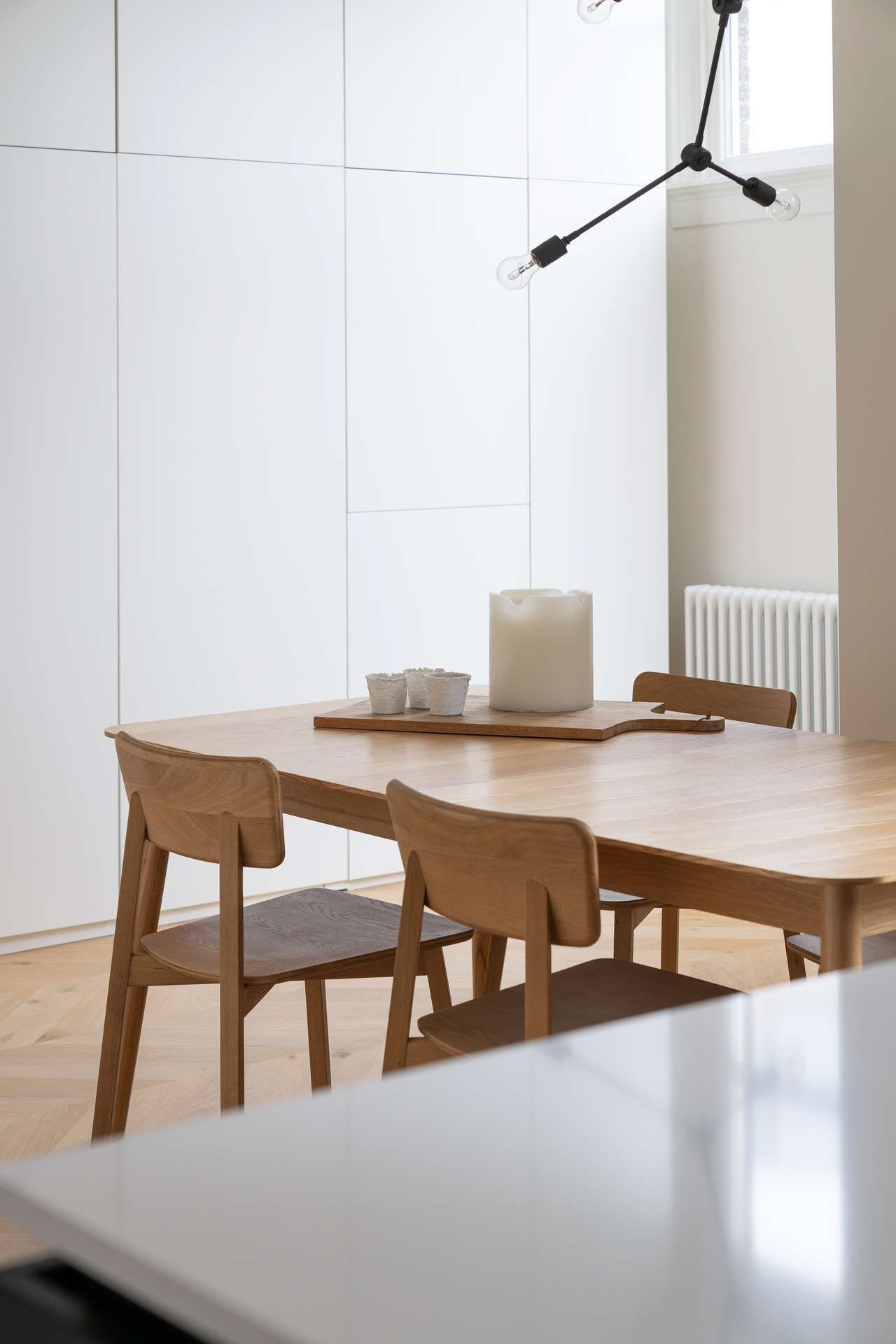 Binnenkijken-Heerenhuisch eetkamer