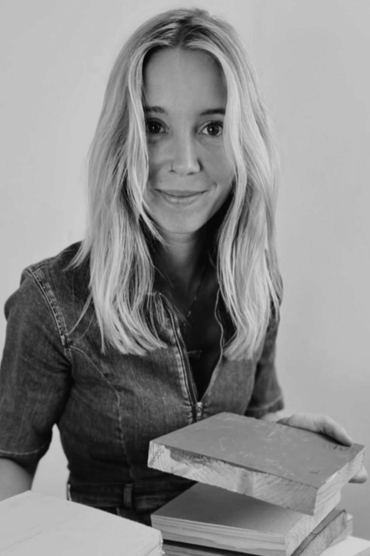 Claire van Young C in zwartwit