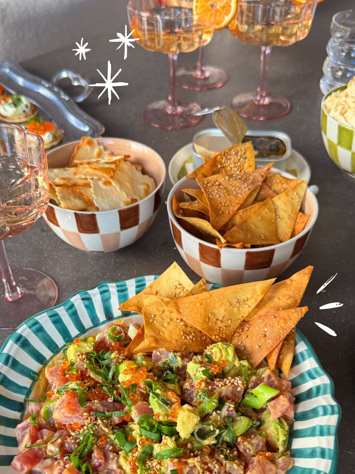 Tonijntartaar met wonton-nacho’s