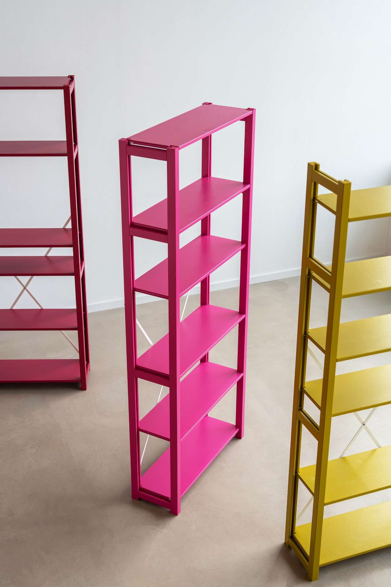 Lundia kasten in roze, rood en groen bovenaanzicht
