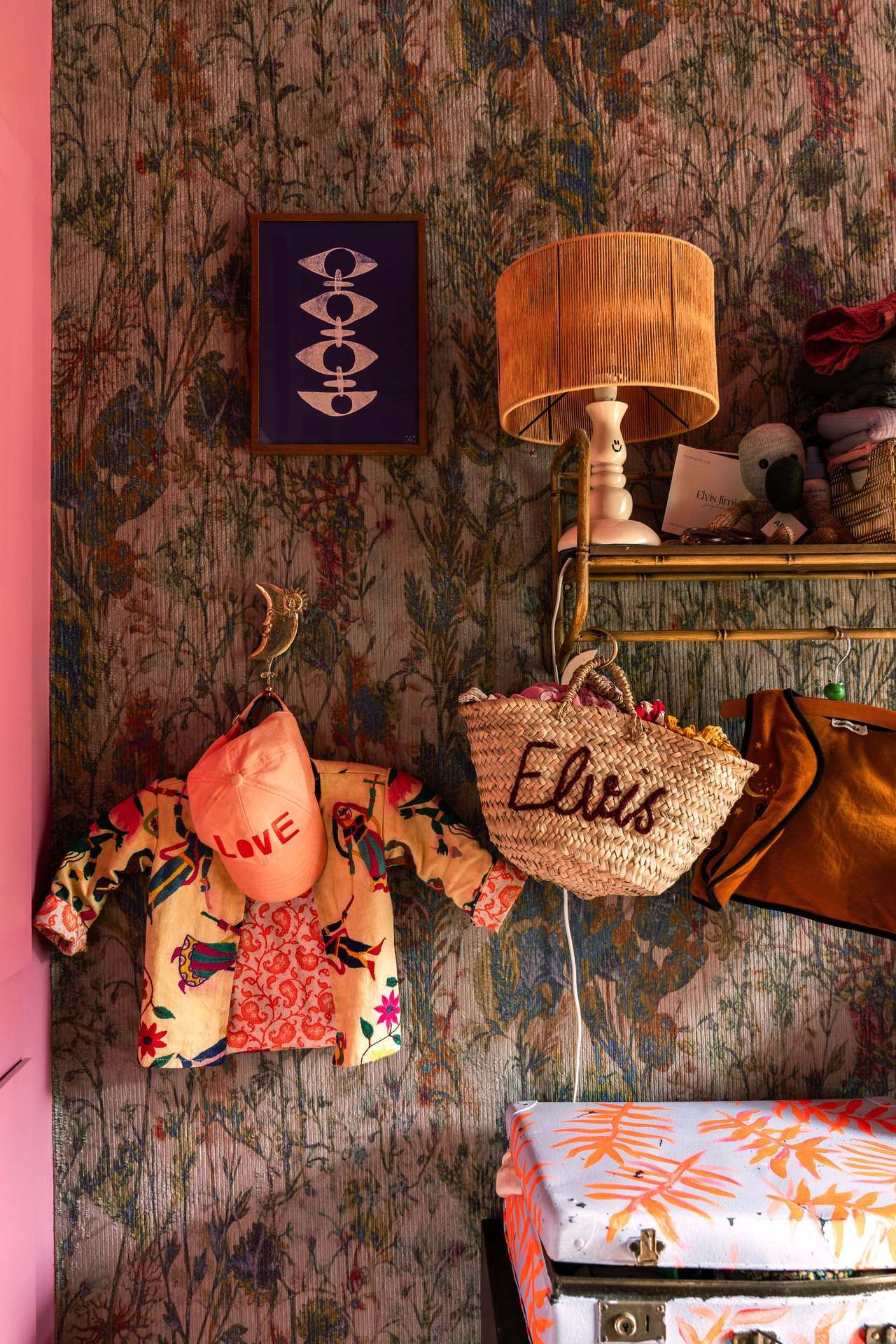 Kinderkamer muur van Bartsboekje Maartje