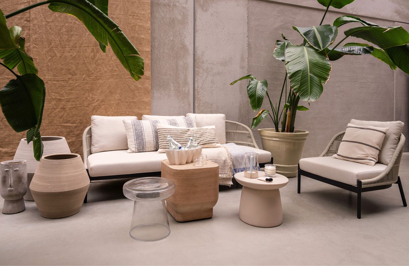 Tuinmeubel set beige met bijzettafels
