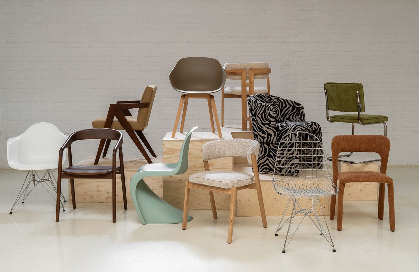 Mix van eetkamerstoelen