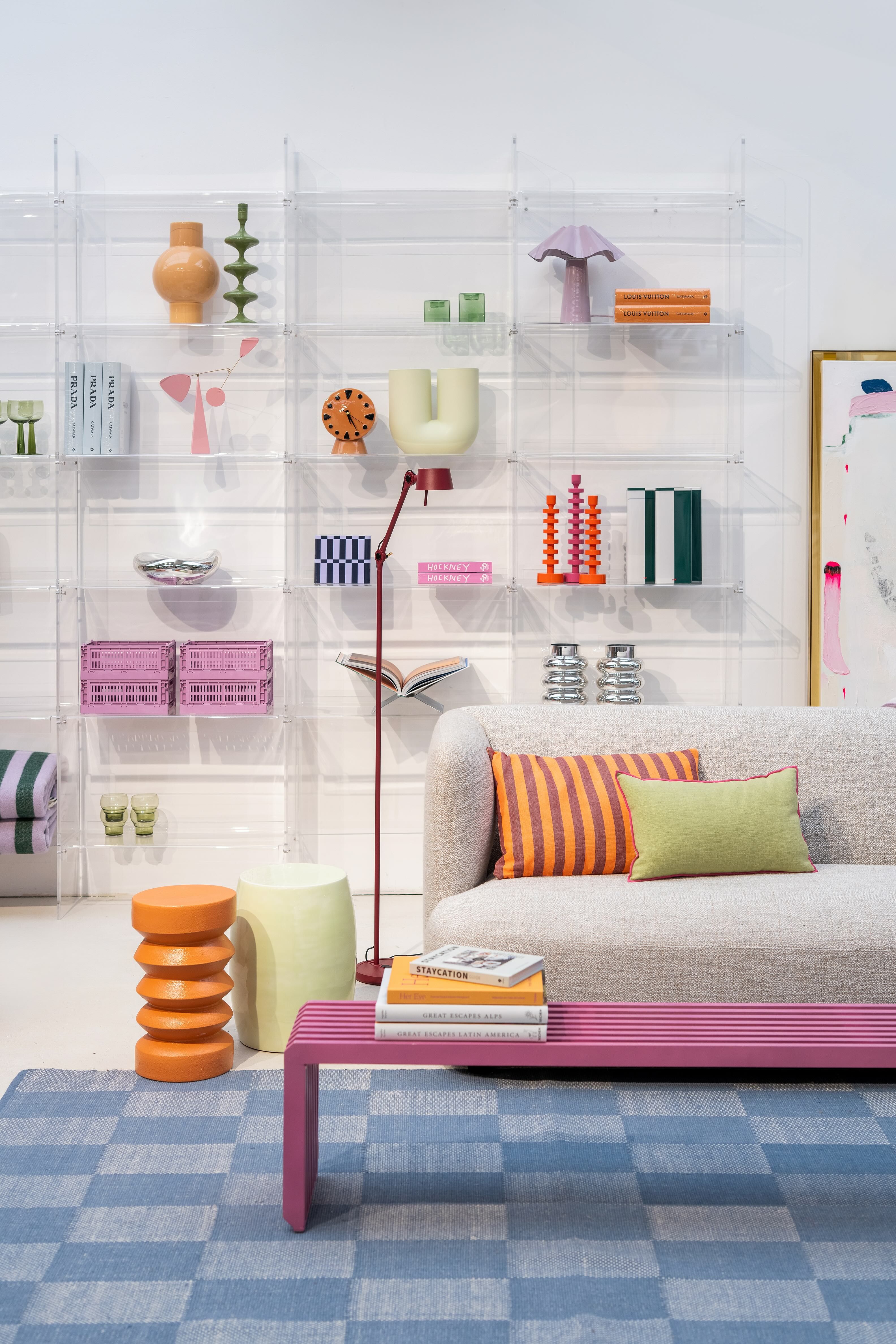 Kleurrijke woonkamer met decoratie