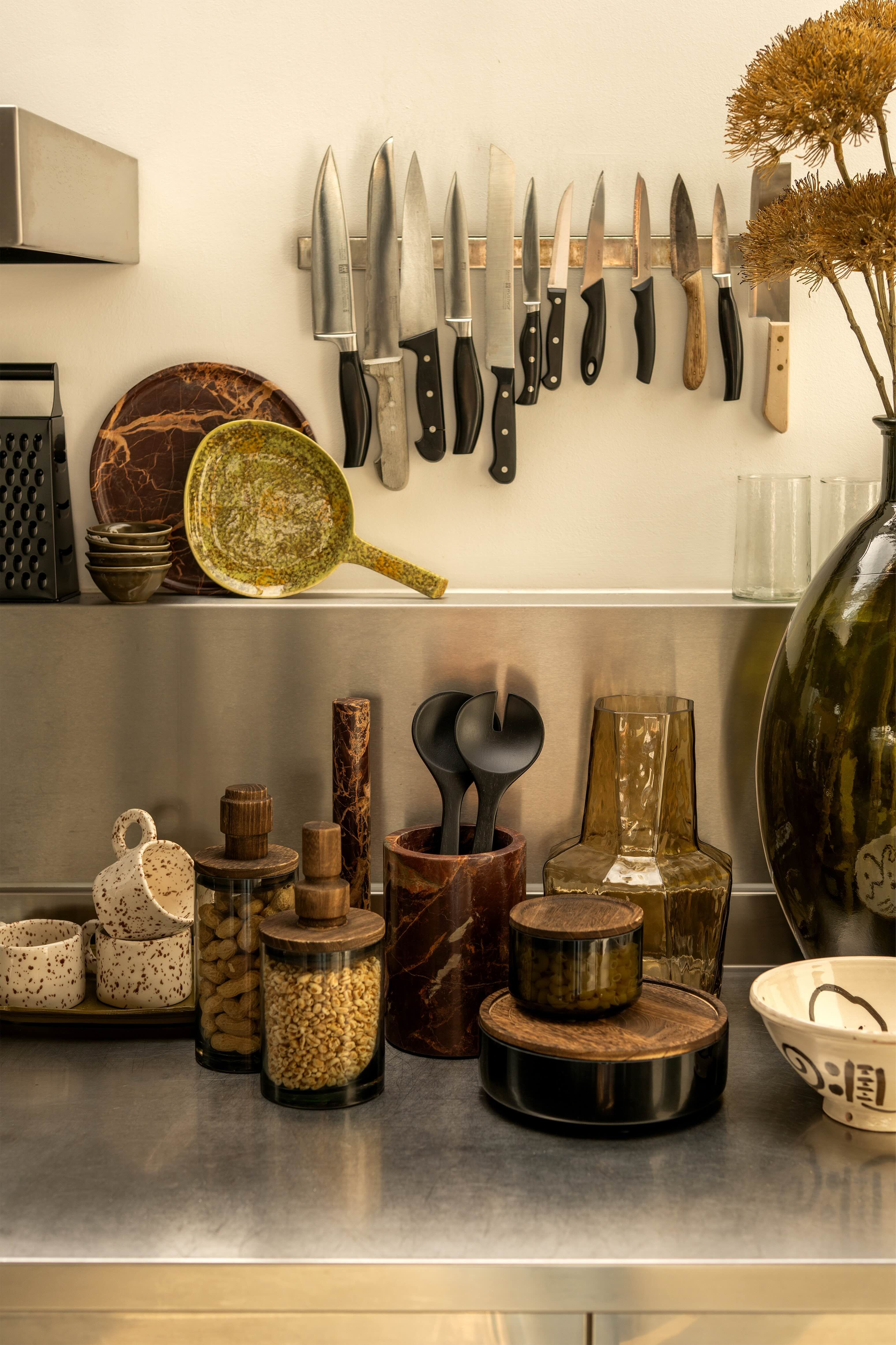 keuken met verschillende benodigdheden