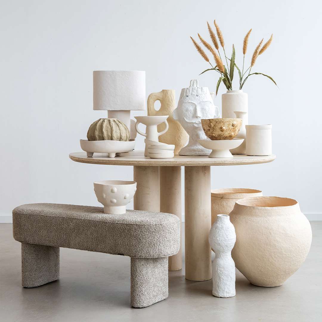 Papier-maché items in naturel kleuren