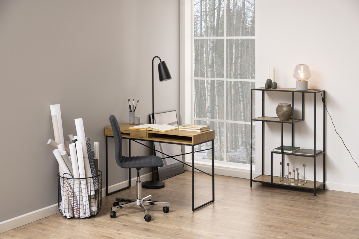 Houten bureau Vic - met opbergvak