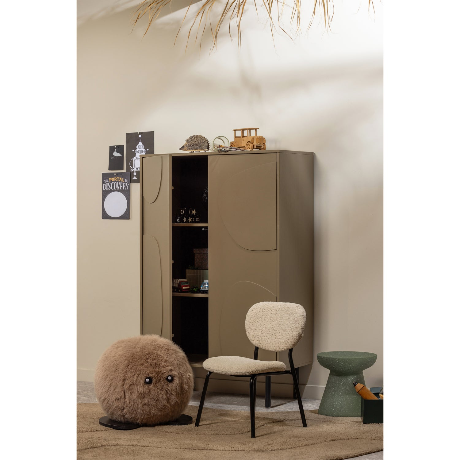 Cadiz opbergkast grenen mud [fsc]