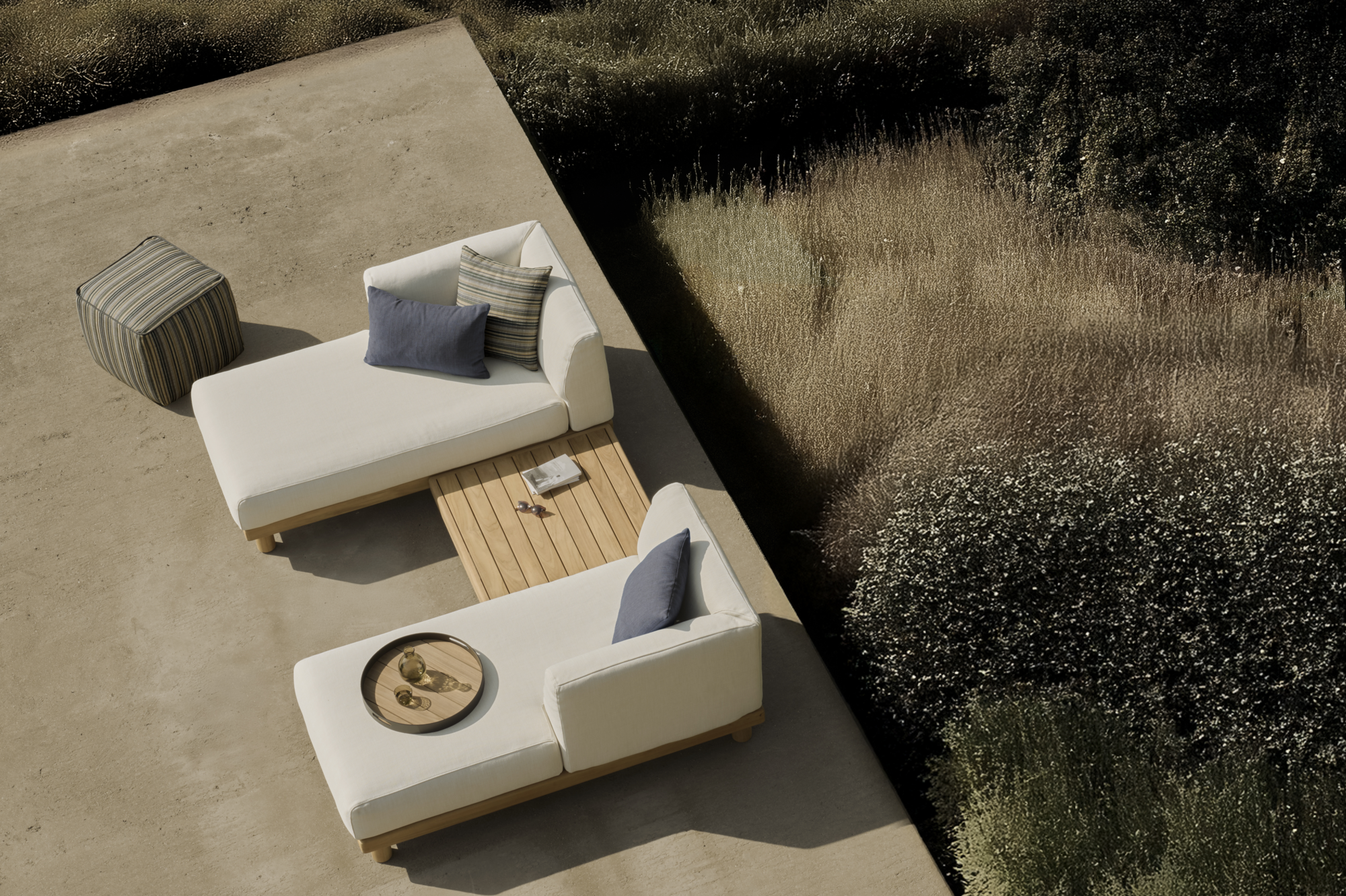 Monocle outdoor modulaire sofa