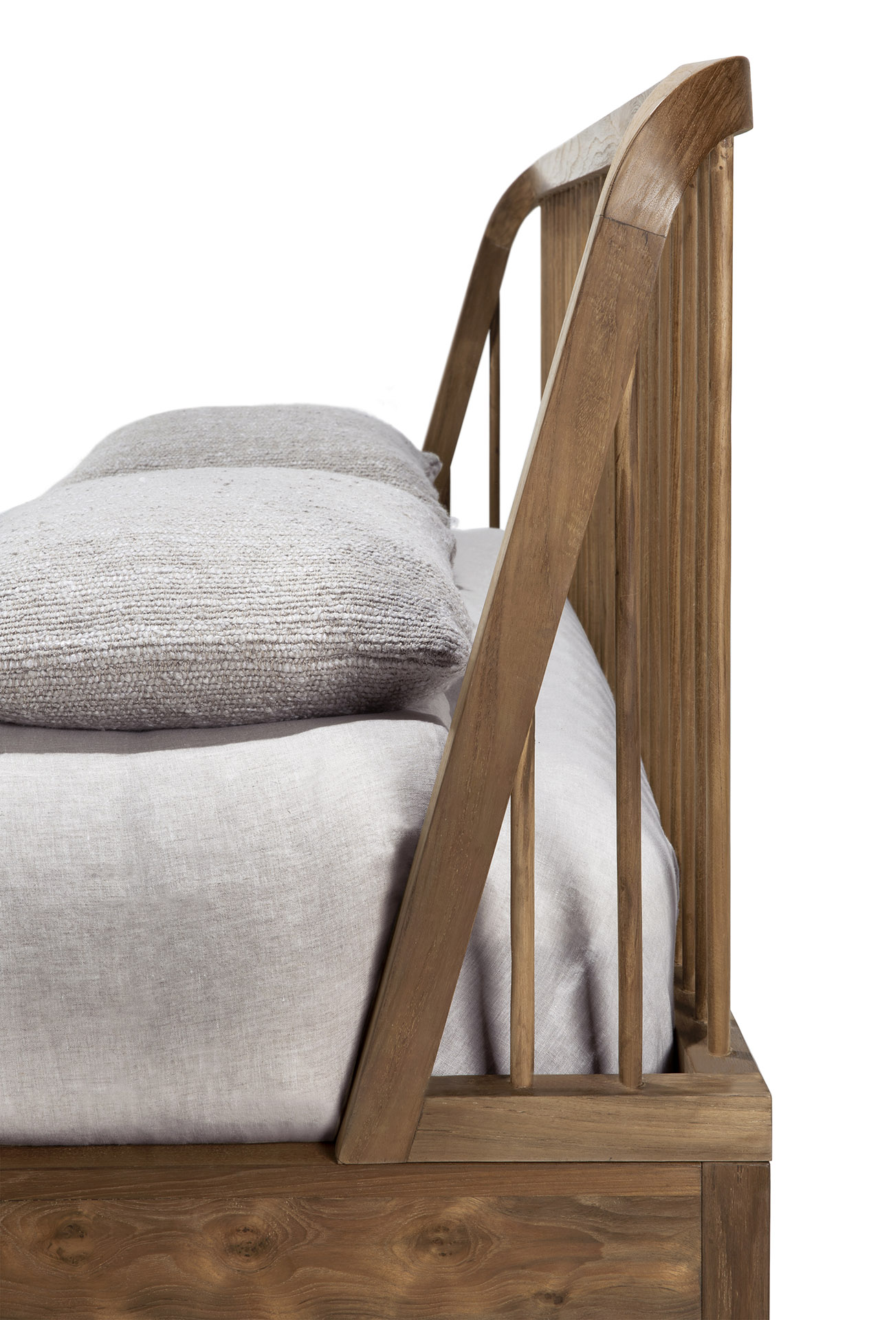 Ethnicraft bed Spindle reclaimed teak 180x200 cm