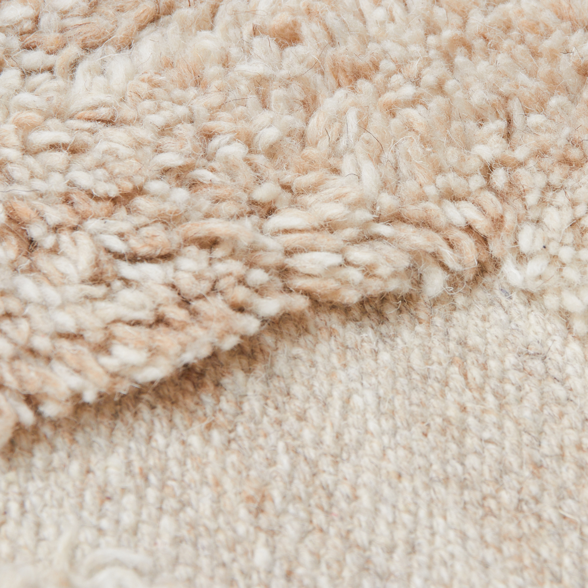 Tufted rug limestone