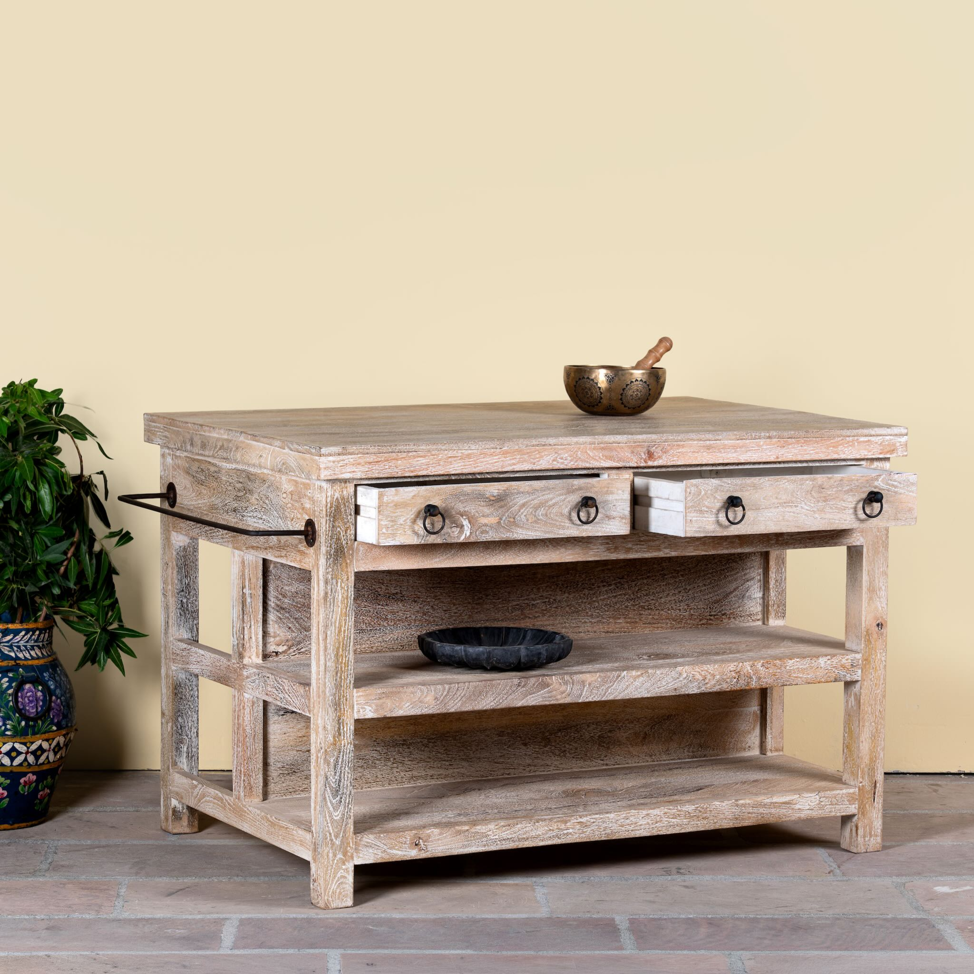 Shray Sidetable