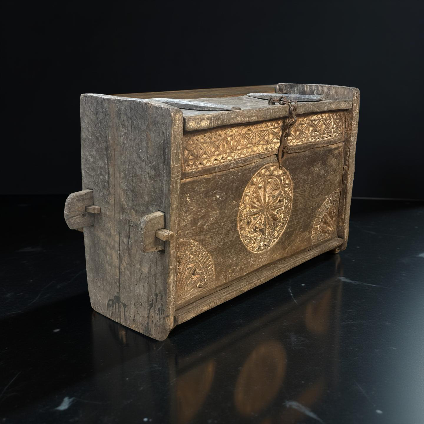 Himachal primitieve box uniek