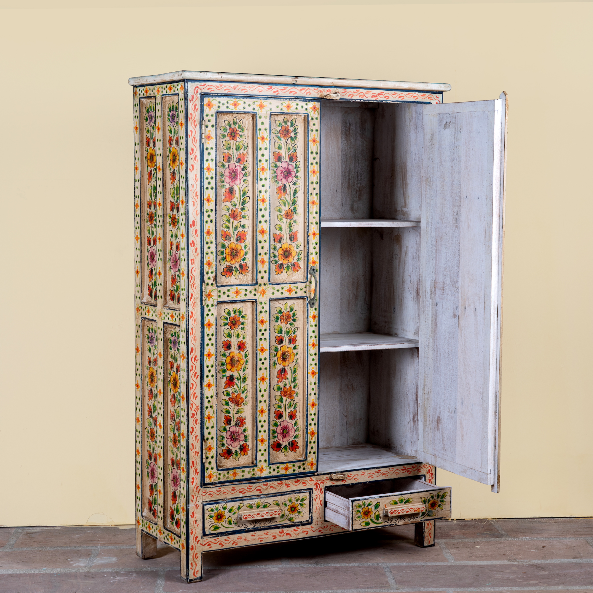 Smaya - Handbeschilderde Boho Kast 