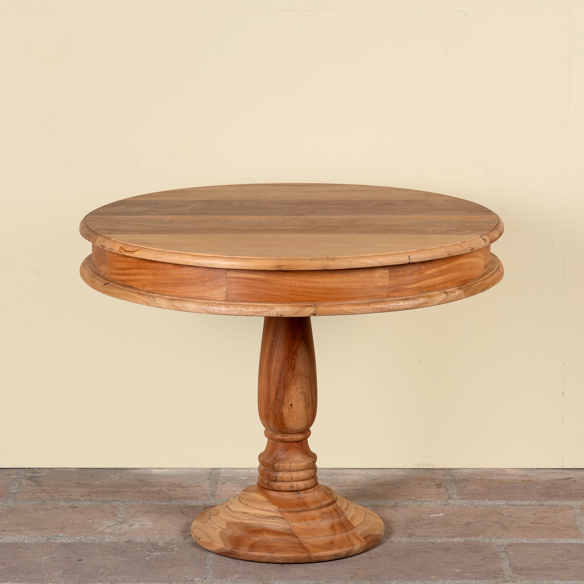 Eettafel Adharma Rond