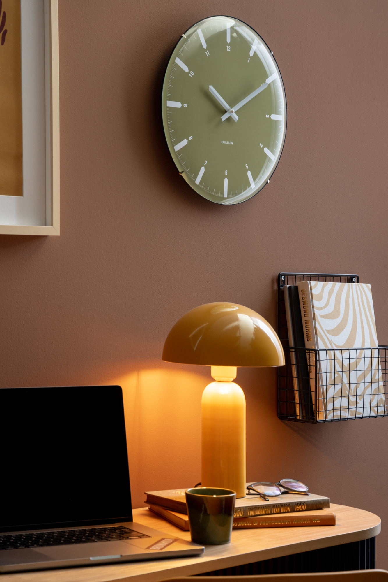 Wandklok Realista Dome