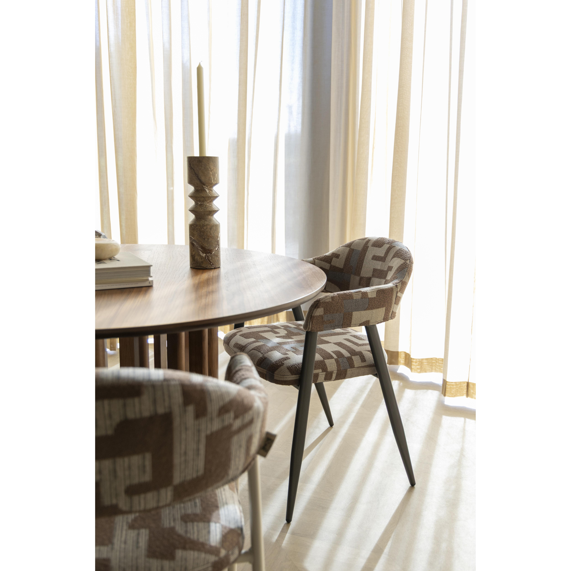 MIYO CHAIR