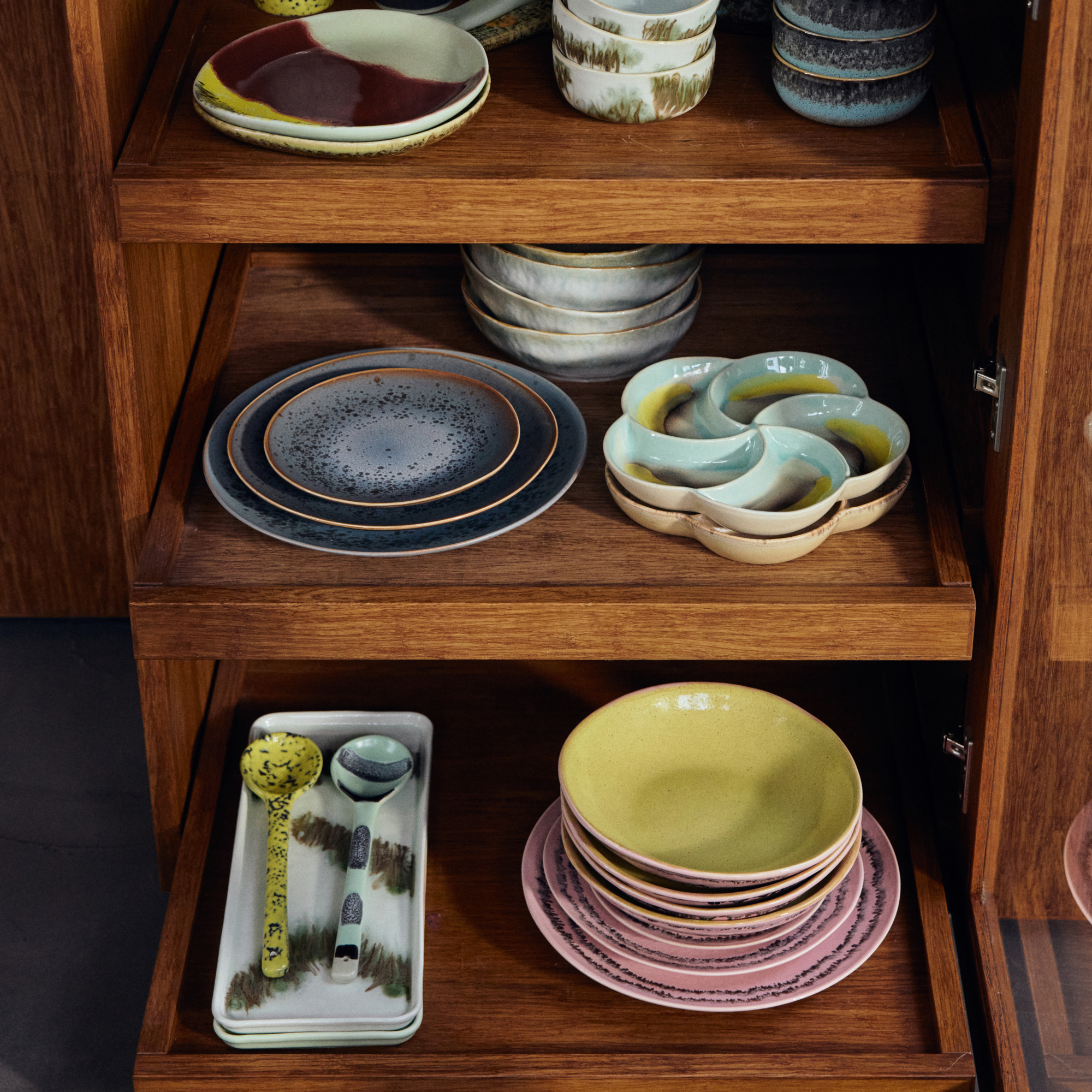 HKliving Servies 70's ceramics cake tray Cherry