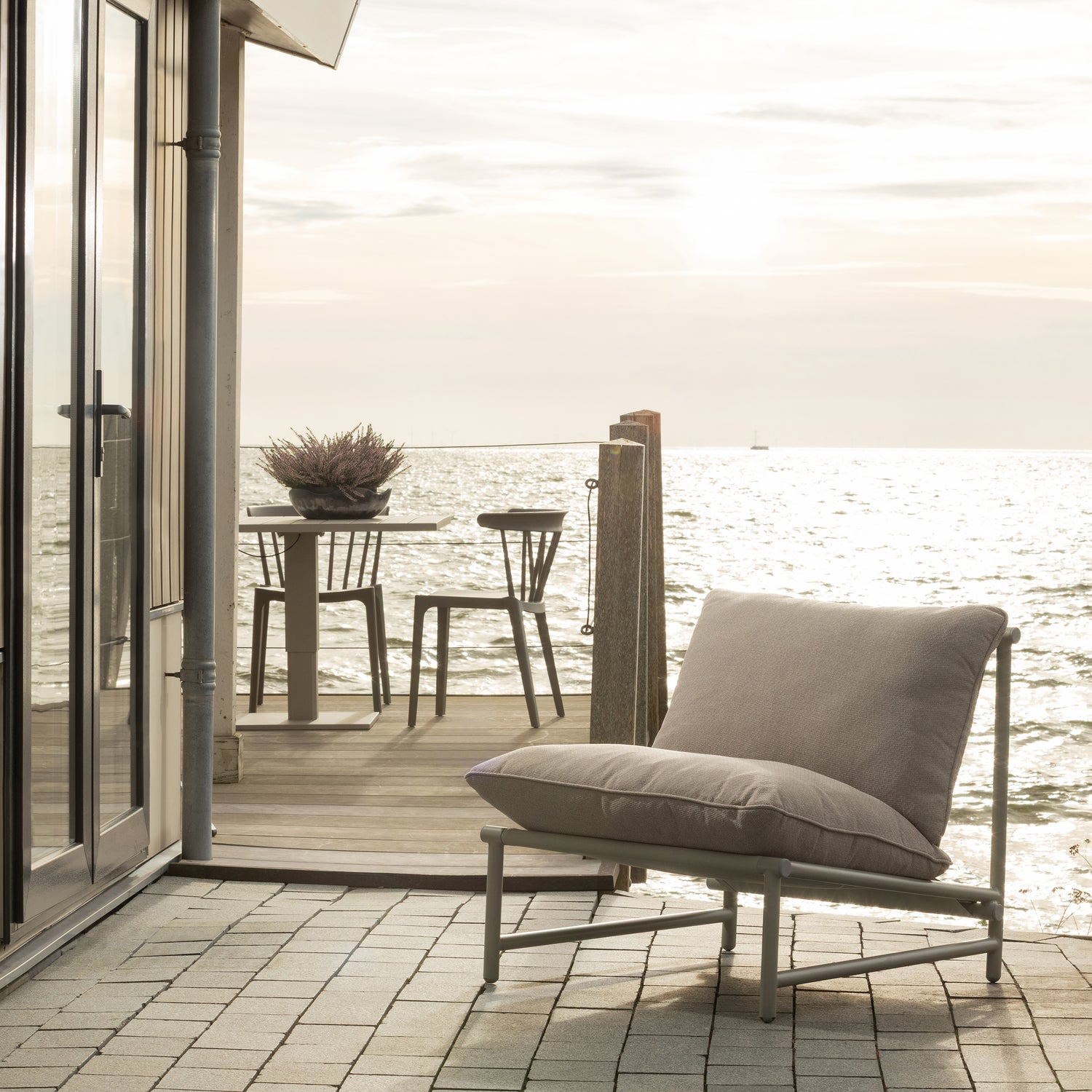 Elvo tuin loungestoel aluminium zand