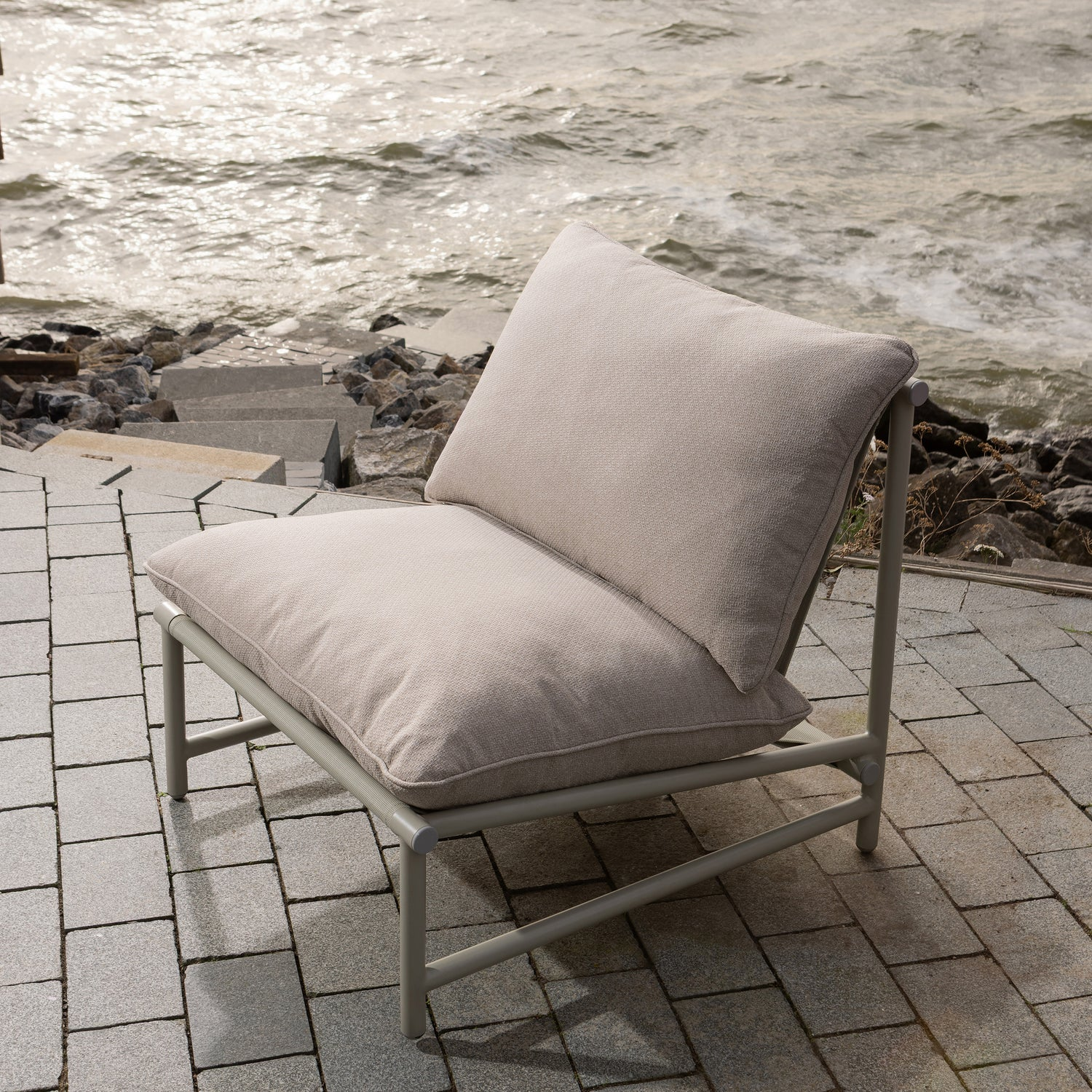 Elvo tuin loungestoel aluminium zand