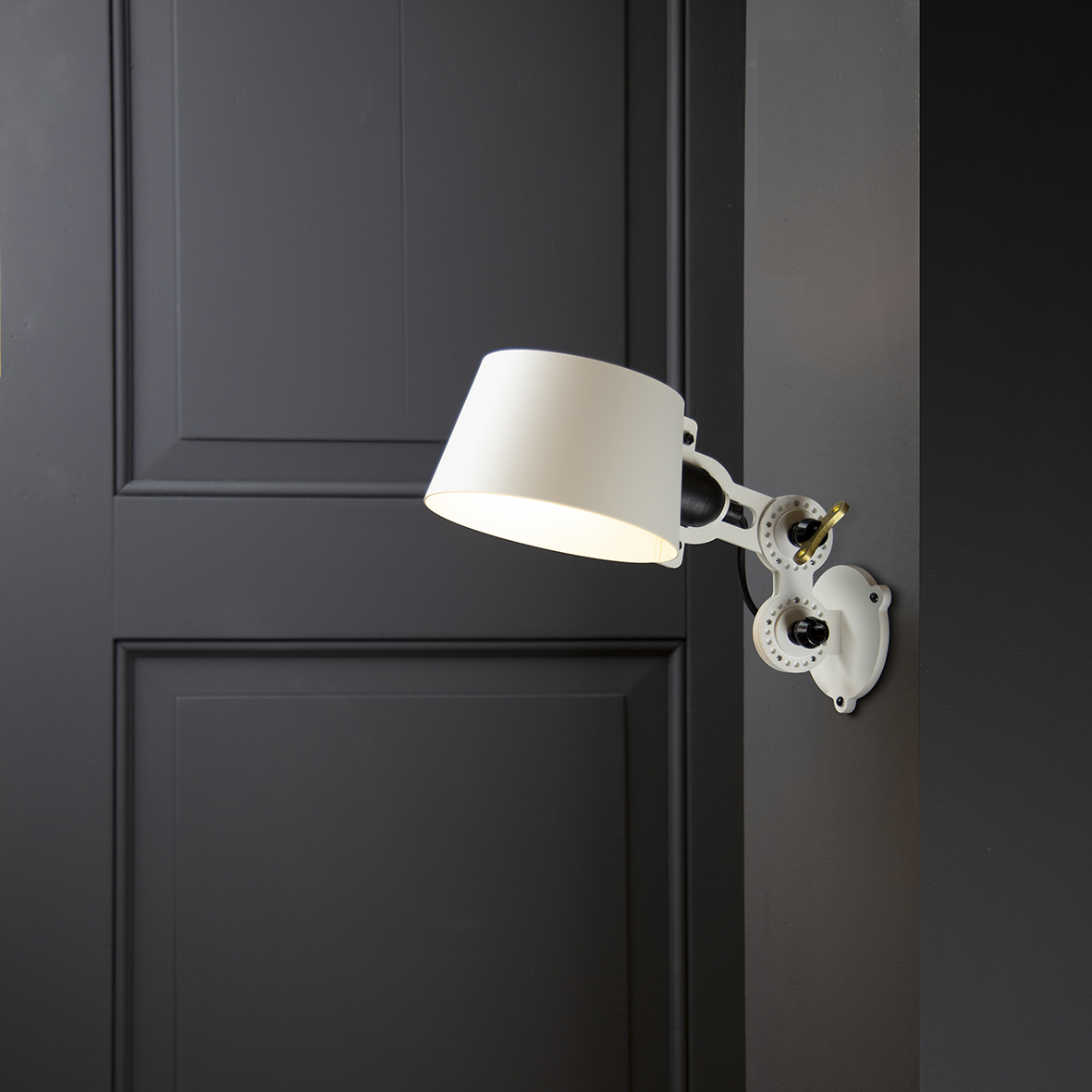 Tonone wandlamp Bolt Sidefit Mini