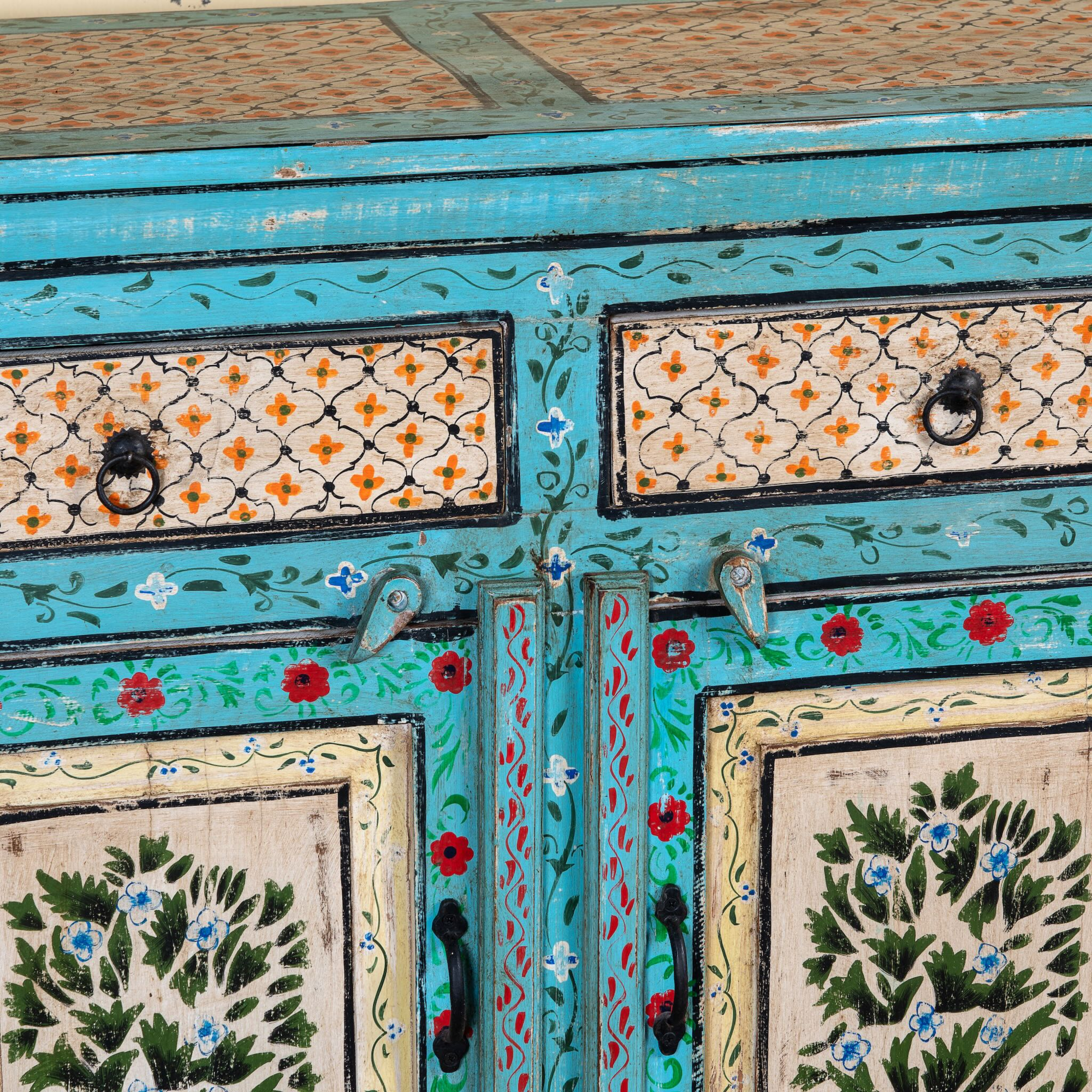 Kaveh - Handbeschilderd Oud Houten Dressoir 