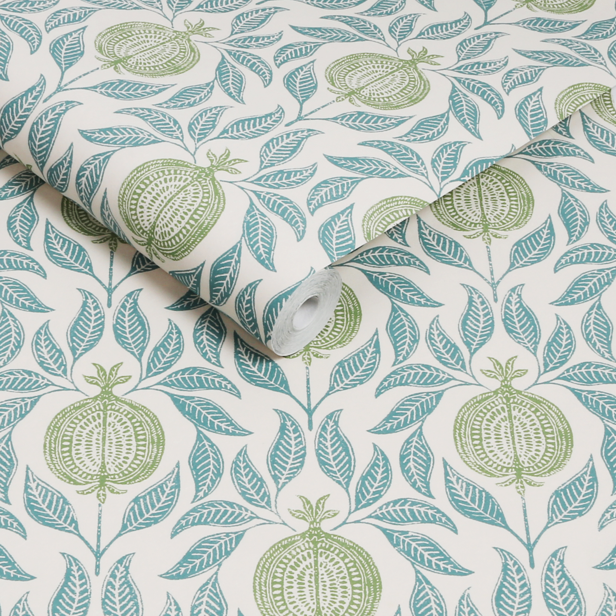 vliesbehang graham & brown apple of grenada blue & green