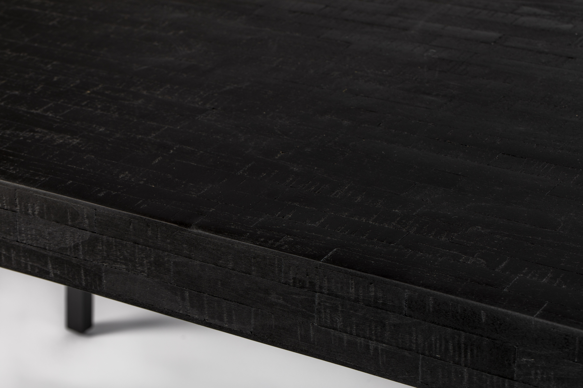 Housecraft living Suri Tafel