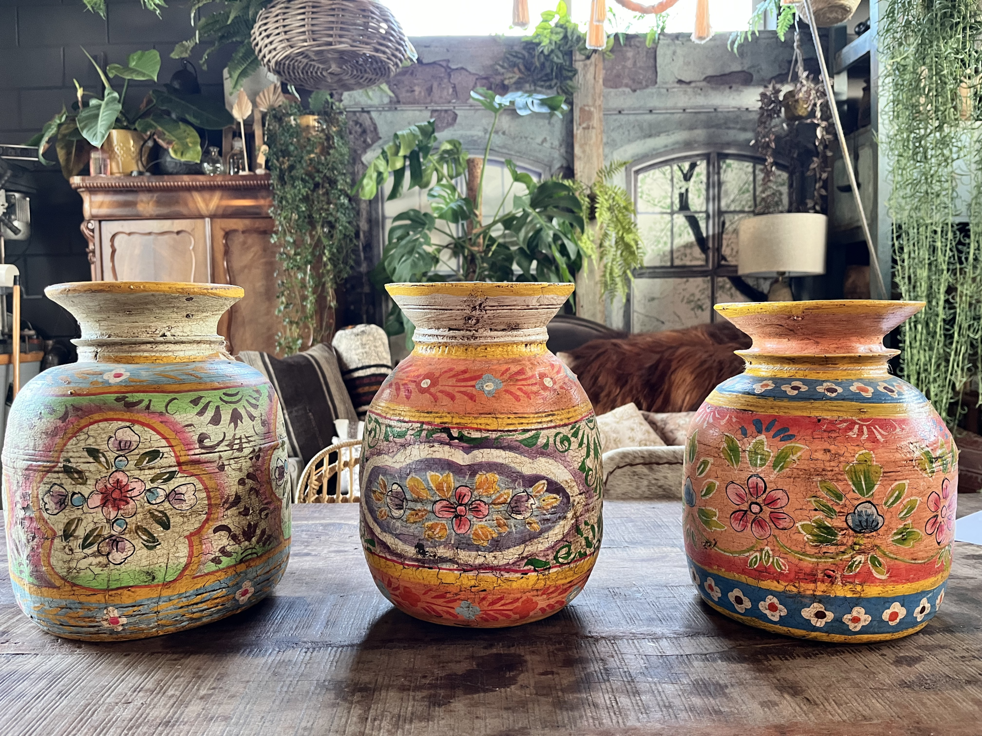 Oude houten pot Handbeschilderd L