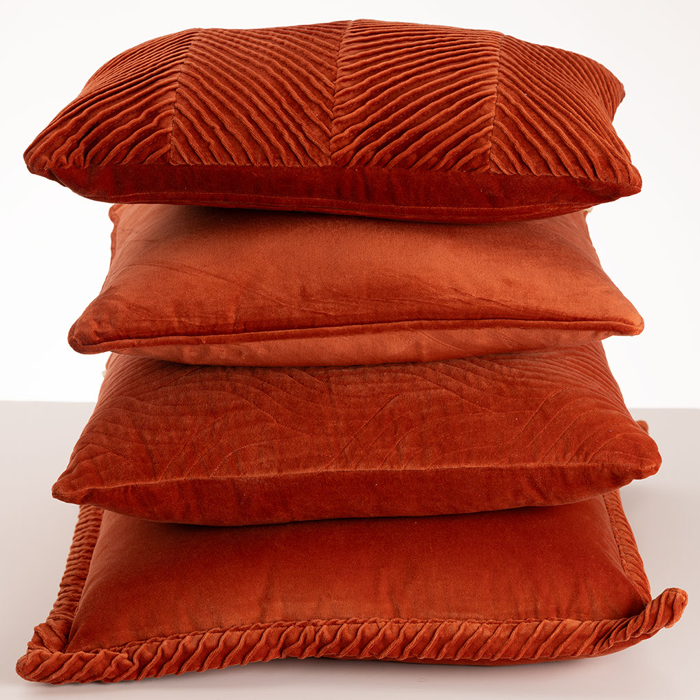 Sierkussen Tucked allover 