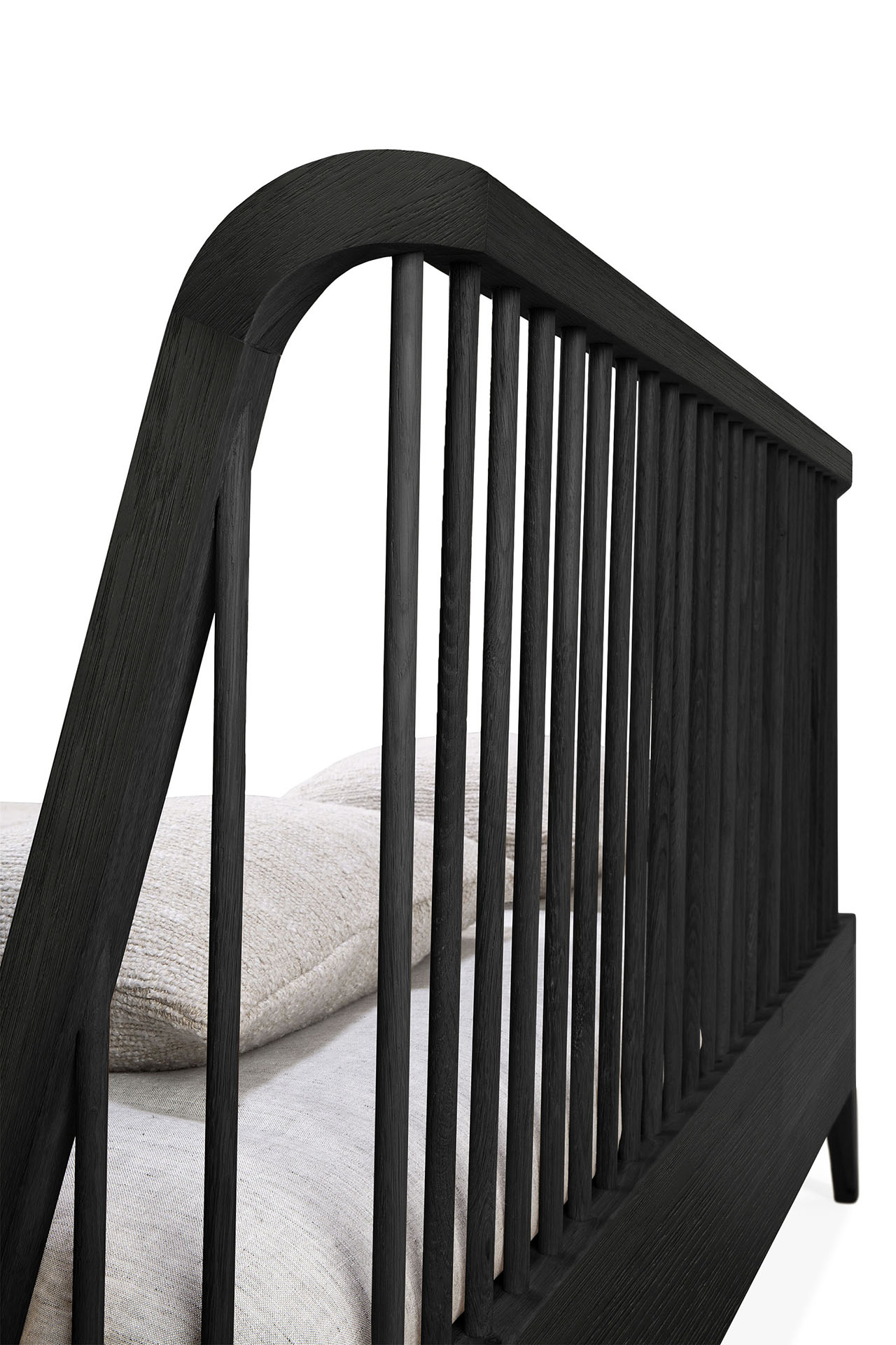 Ethnicraft bed Spindle black 160x200 cm
