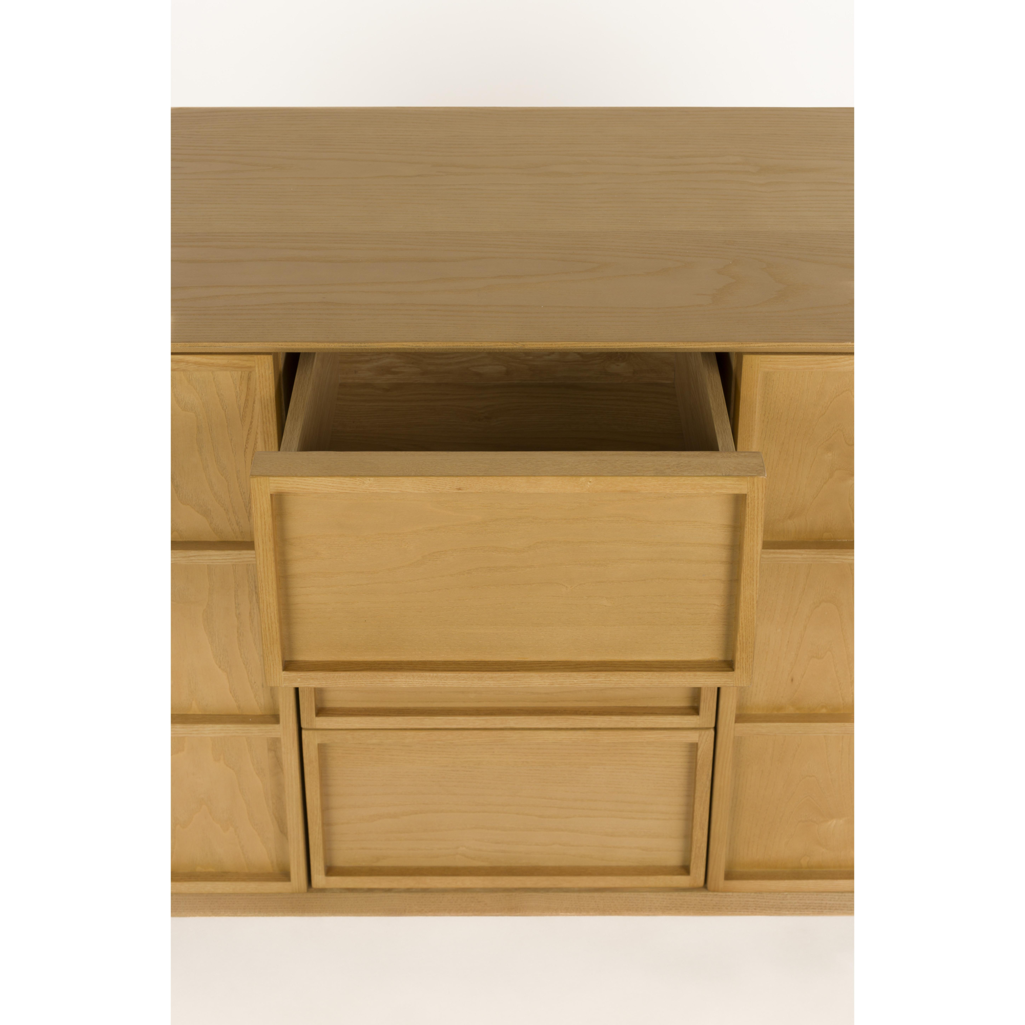 RASTER SIDEBOARD