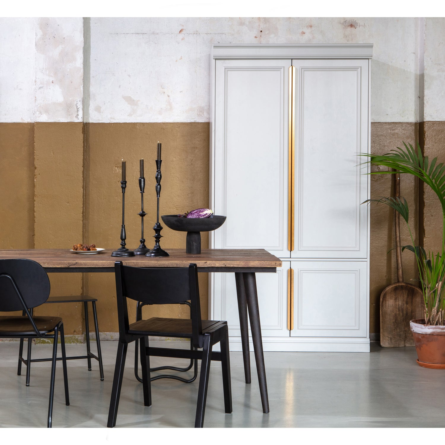 Guild tafel naturel met zwart onderstel 220x90 cm