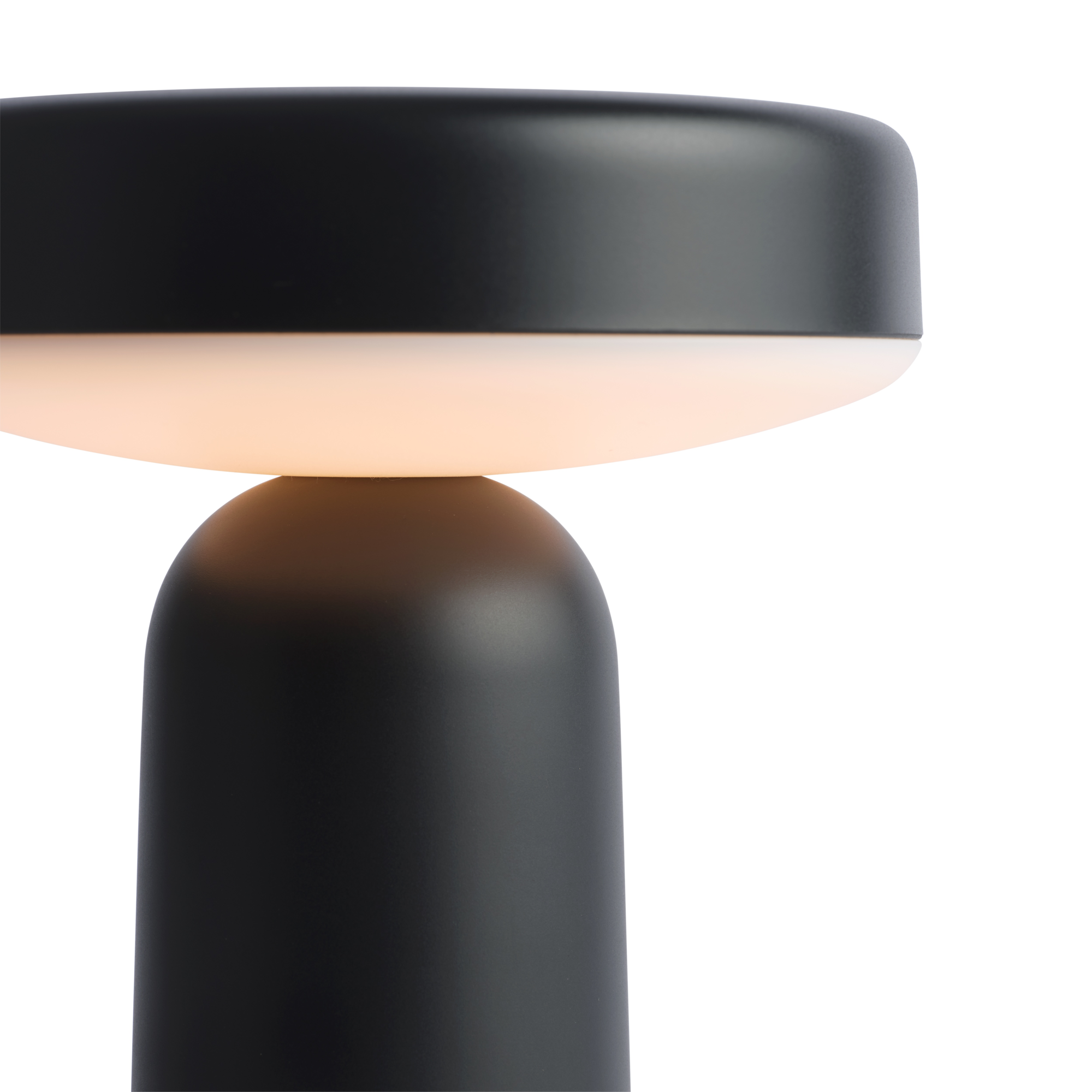 Muuto Tafellamp Ease portable
