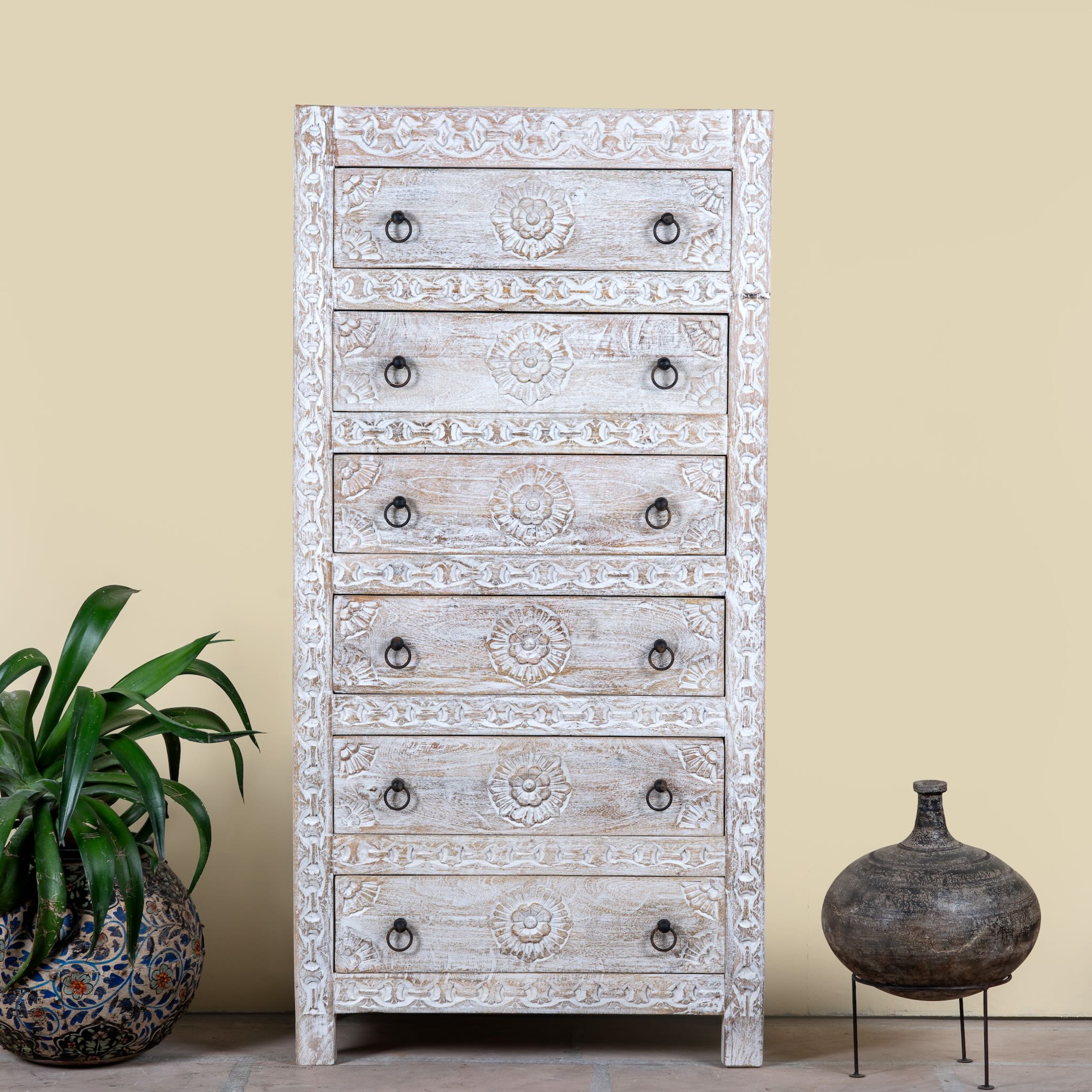 Abhi - Handgesneden Mangohouten Ladenkast Wit