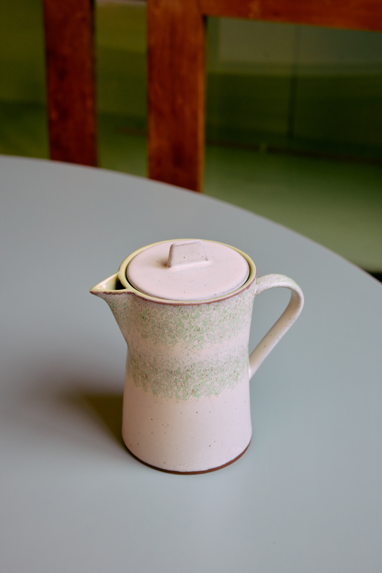 70s ceramics: tea pot, slush