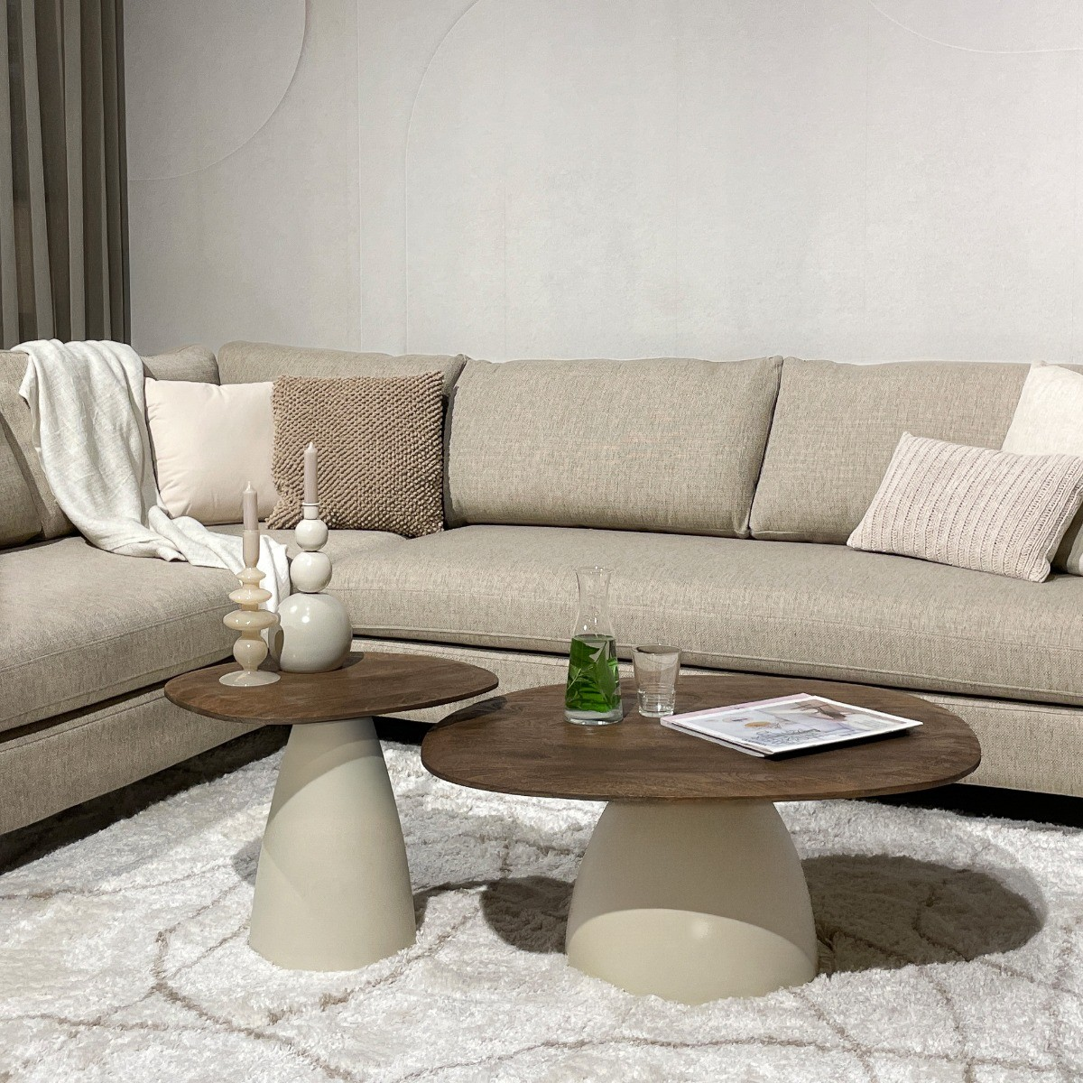 Milan Salontafels