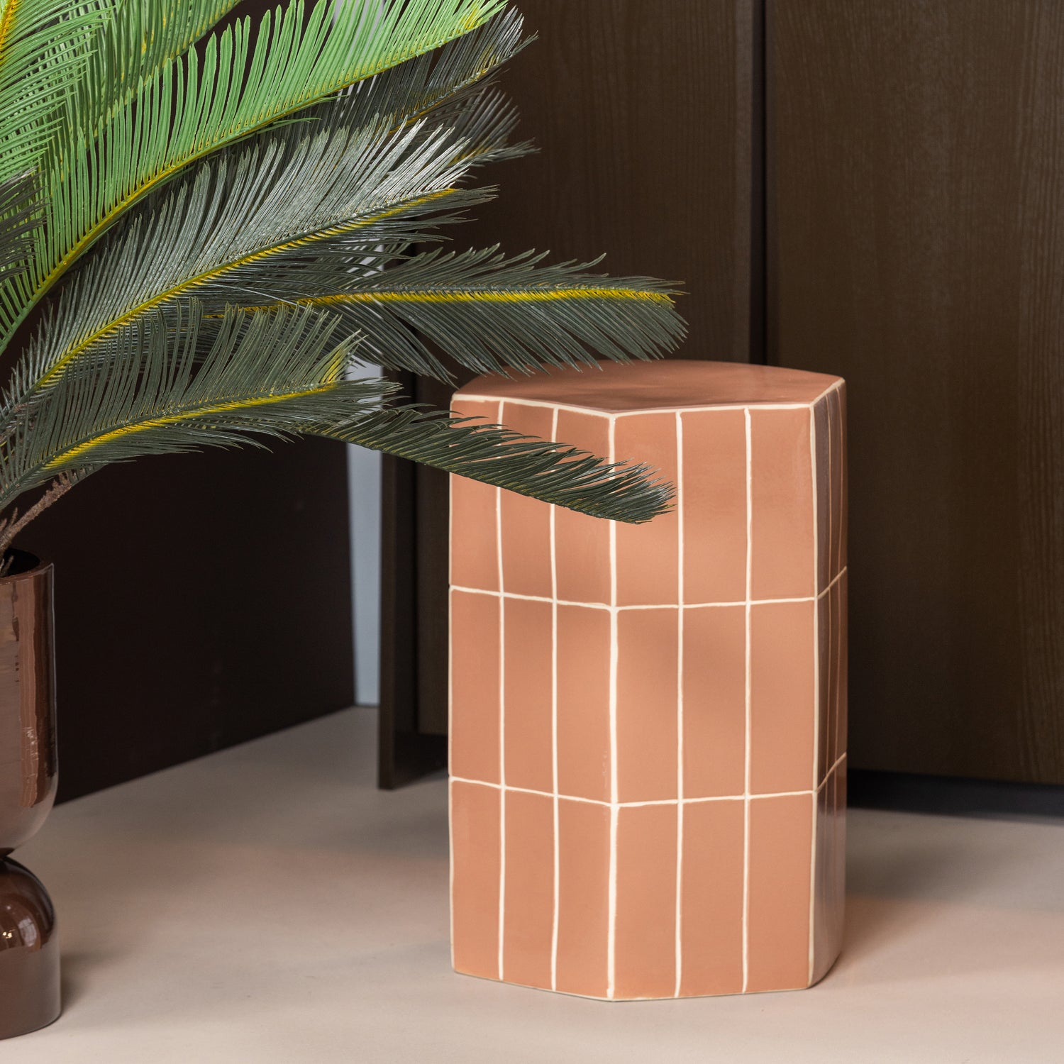 Plu decoratieve bijzettafel 54x38x32 cm keramiek oudroze