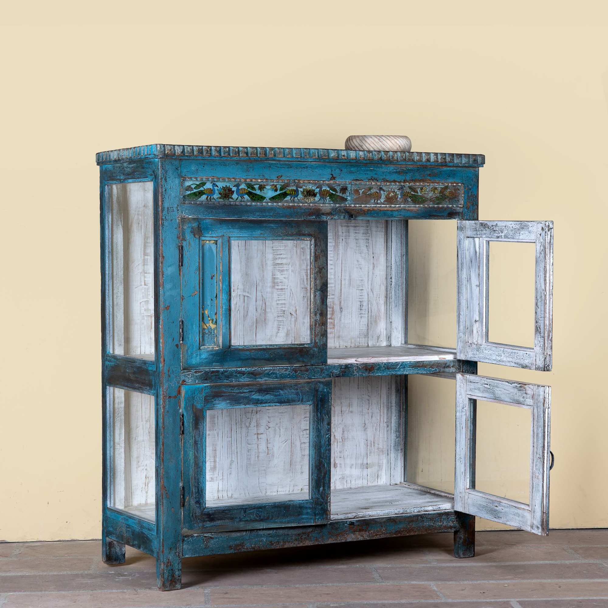 Kavish - Blauwe Vintage Teakhouten Kast