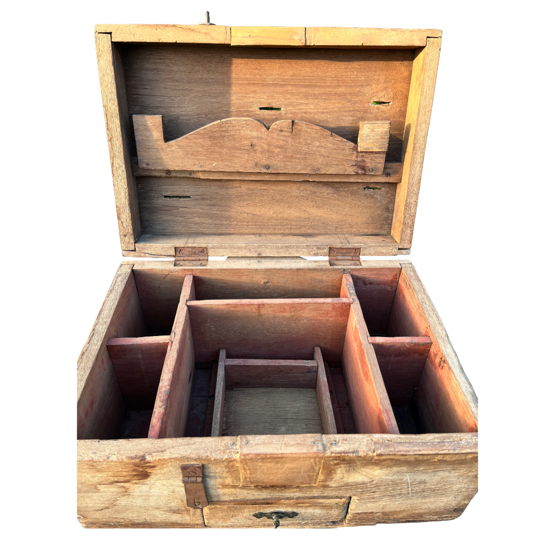 Oude opbergkist uniek item