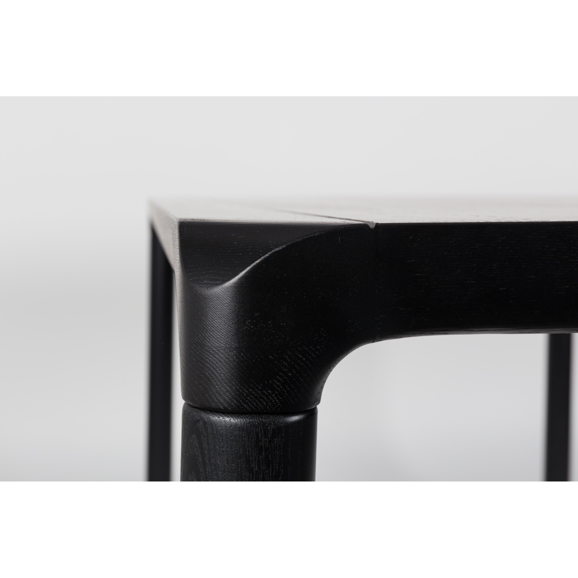 Zuiver Storm Eettafel Zwart