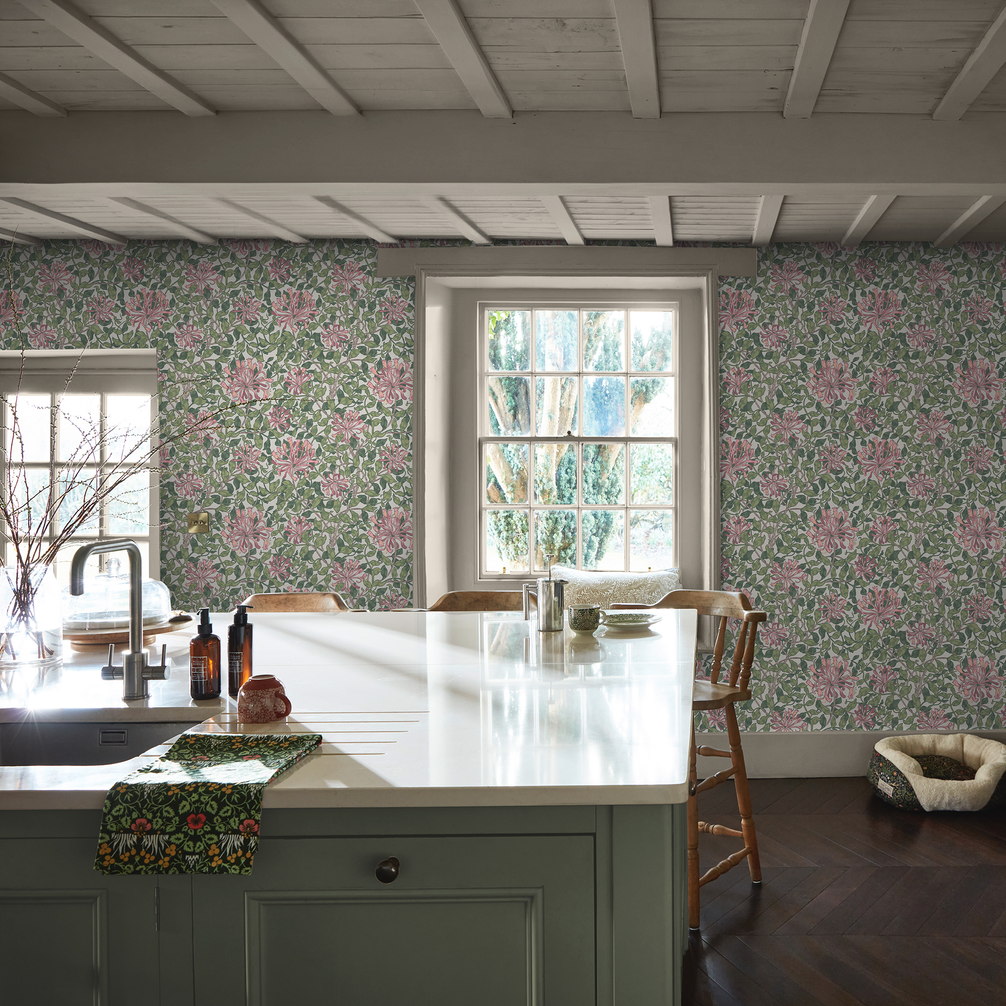 Behang William Morris at Home Honeysuckle