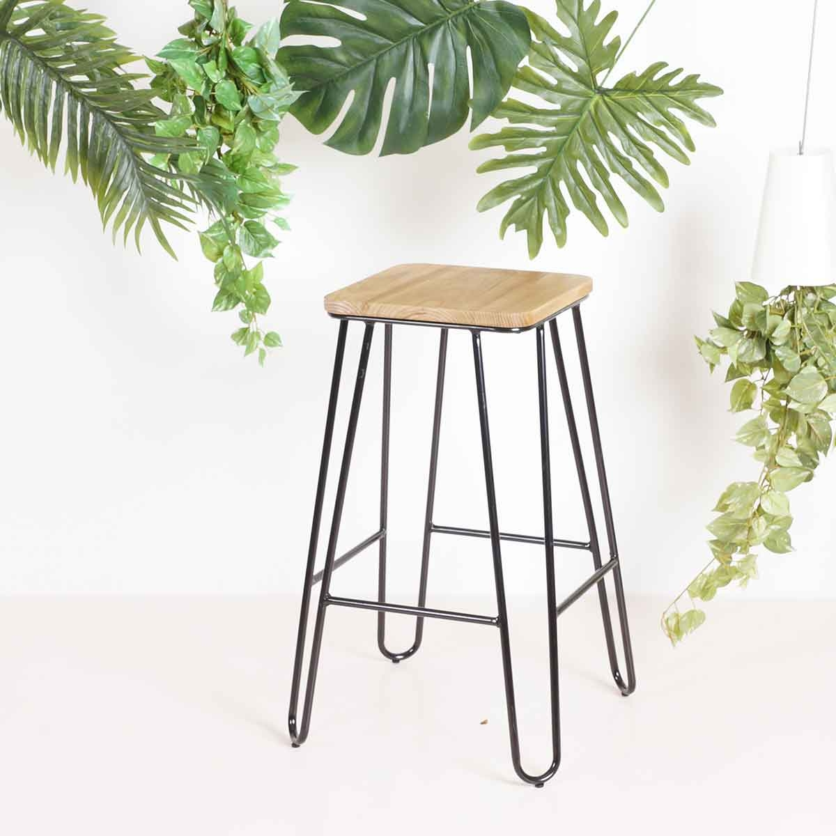 Wire metalen barkruk zwart - met houten zitting - 65 cm