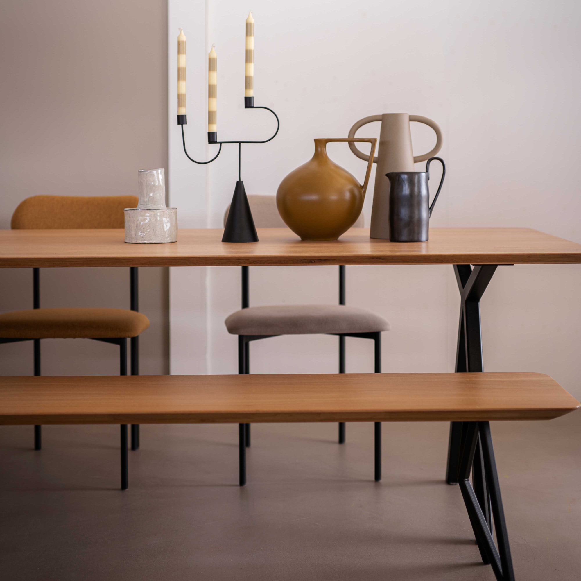 Studio HENK tafel Slim X-type Rechthoekig, zwart frame - Smart Collectie