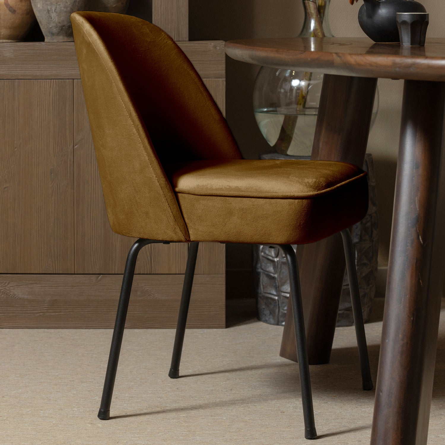 Vogue eetkamerstoel structure velvet brass